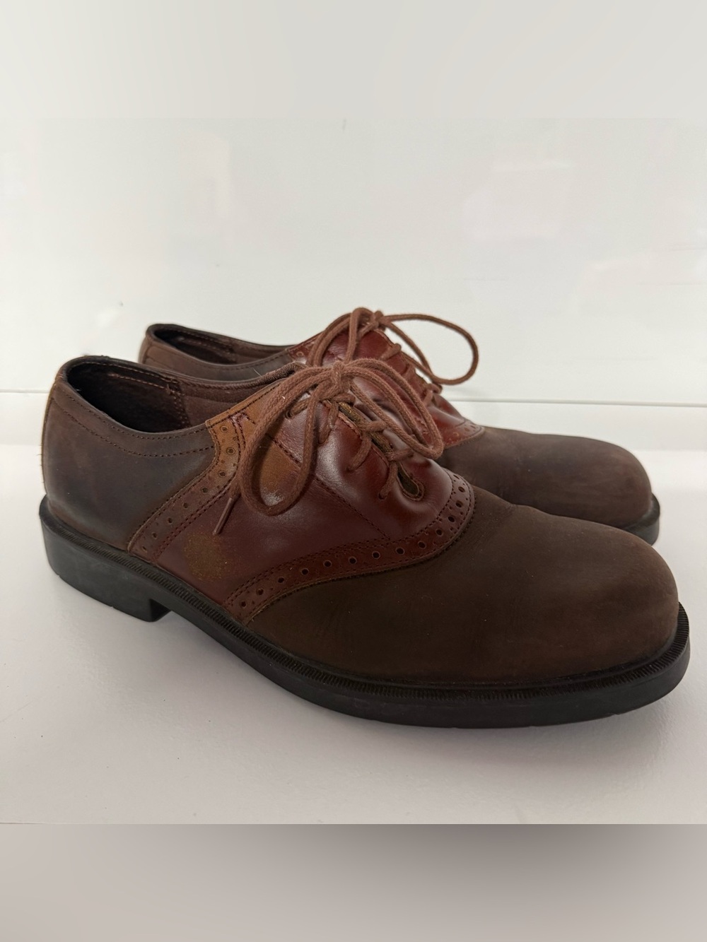 Bass Men's Two-Tone Brown Wingtip Oxfords